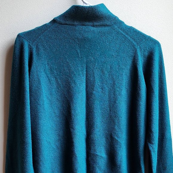Heathcote Vintage Aqua Mock Neck Pearl Button Sweater Size 38/Large - Picture 16 of 16